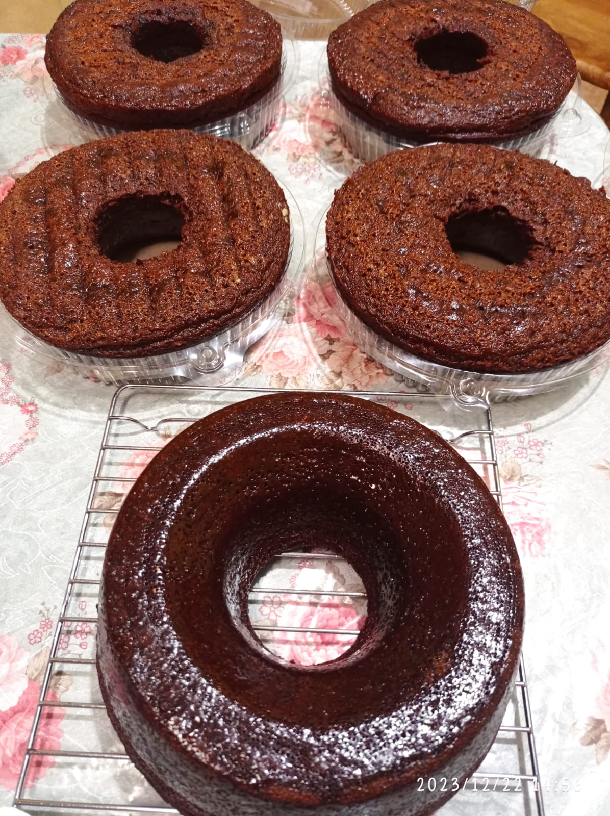 Bolu Karamel Size 22 cm