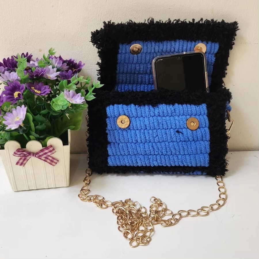 Tas Rajutan Tangan (Handmade)